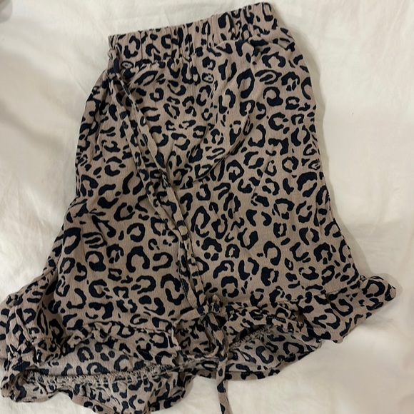 American eagle shorts - Picture 2 of 2